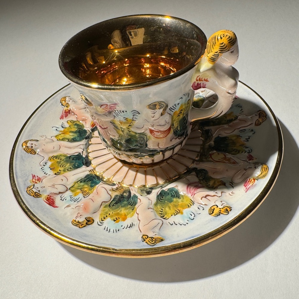 Vtg Capodimonte Italy Hand Painted Gold Trim Cherub Coffee/Tea Cup Saucer